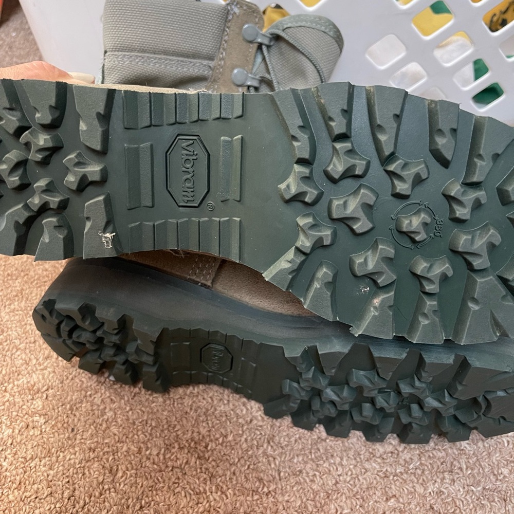 GORE-TEX Women's Combat Boots Olive - Picture 6 of 6